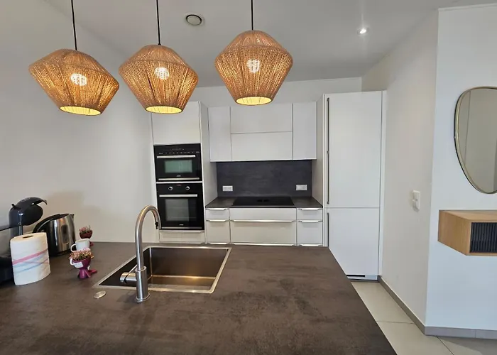 Relaxing 1 Bedroom Flat With Terrace And Parking アパート *