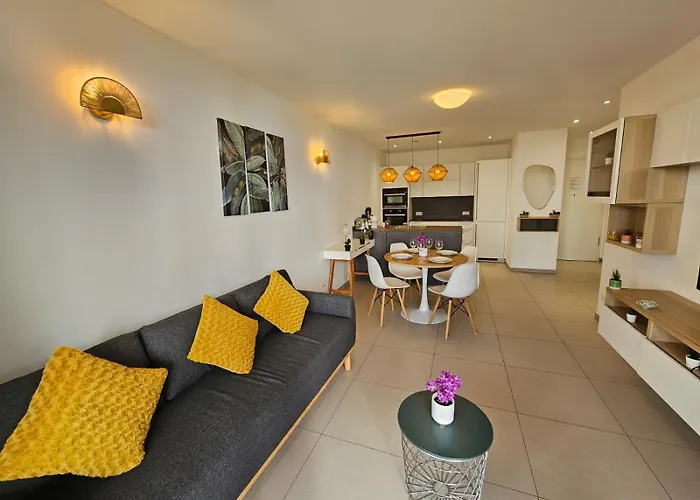 Relaxing 1 Bedroom Flat With Terrace And Parking * ルクセンブルク