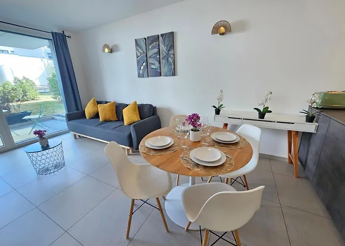 Relaxing 1 Bedroom Flat With Terrace And Parking * ルクセンブルク