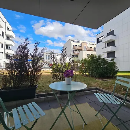 Relaxing 1 Bedroom Flat With Terrace And Parking