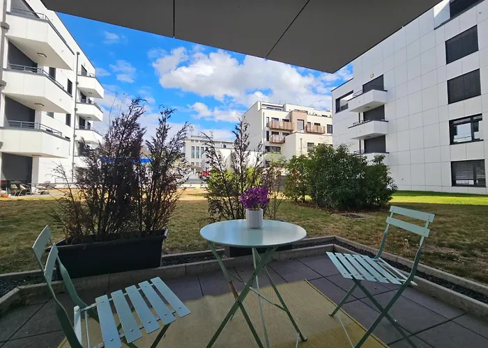 Relaxing 1 Bedroom Flat With Terrace And Parking